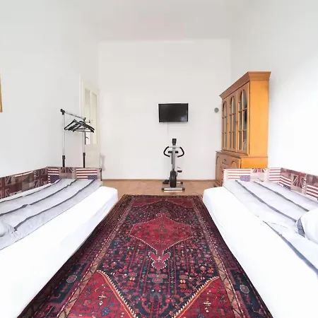 Spacious In The Centre Apartment
