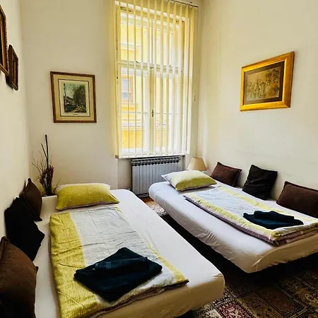 Apartment Spacious In The Centre
