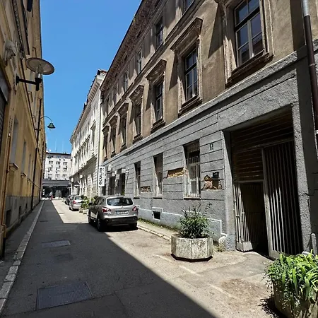 Spacious In The Centre *