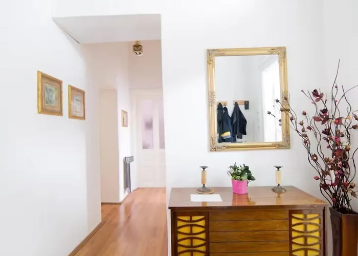 Apartment Spacious In The Centre *