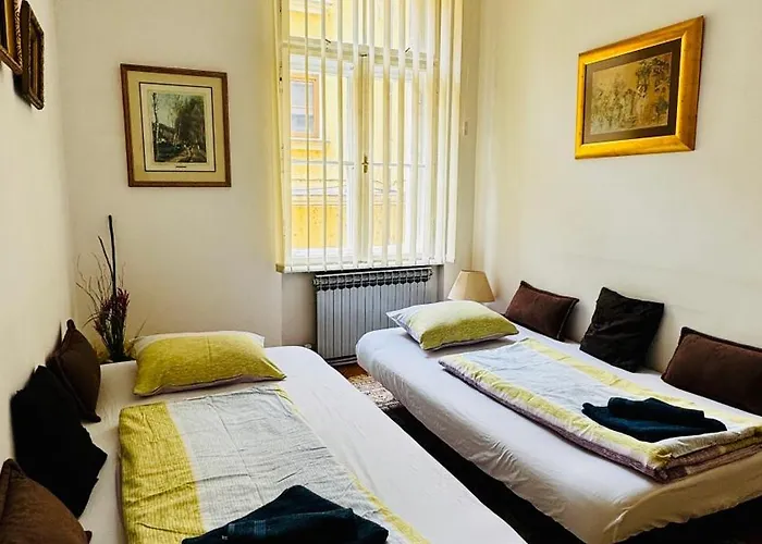 Apartment Spacious In The Centre